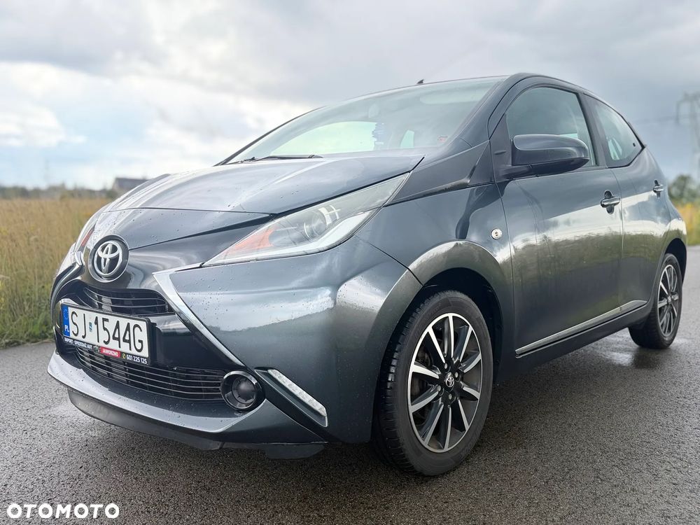 Toyota Aygo x-clusiv - 17