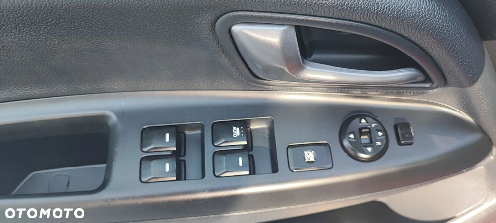 Kia Rio 1.4 Platinum Edition - 24