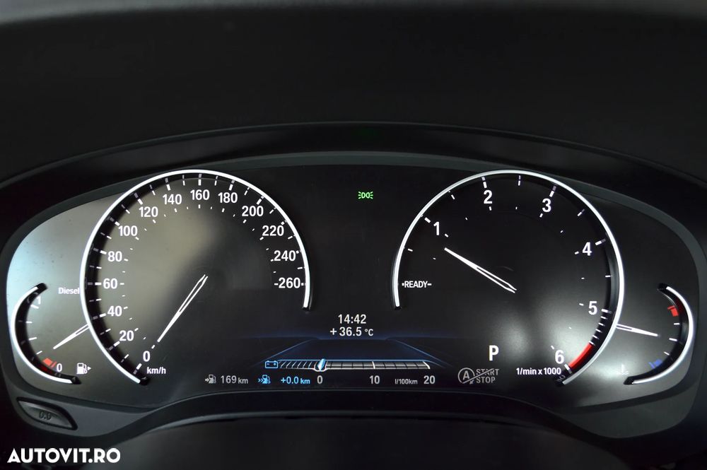 BMW Seria 5 520d AT - 17