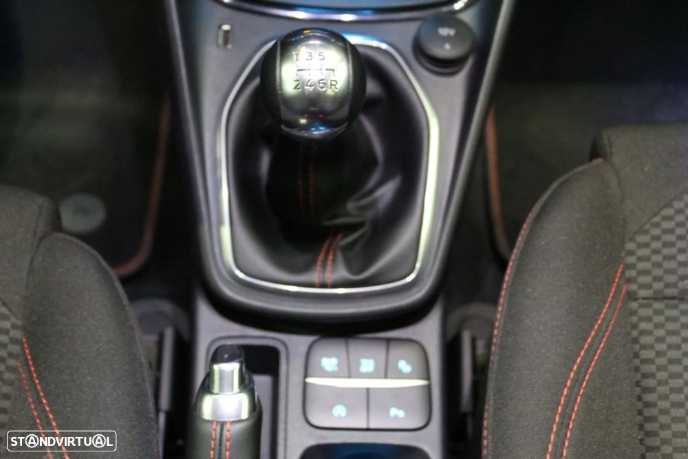 Ford Puma 1.0 EcoBoost MHEV ST-Line X Vivid Ruby Edition - 16