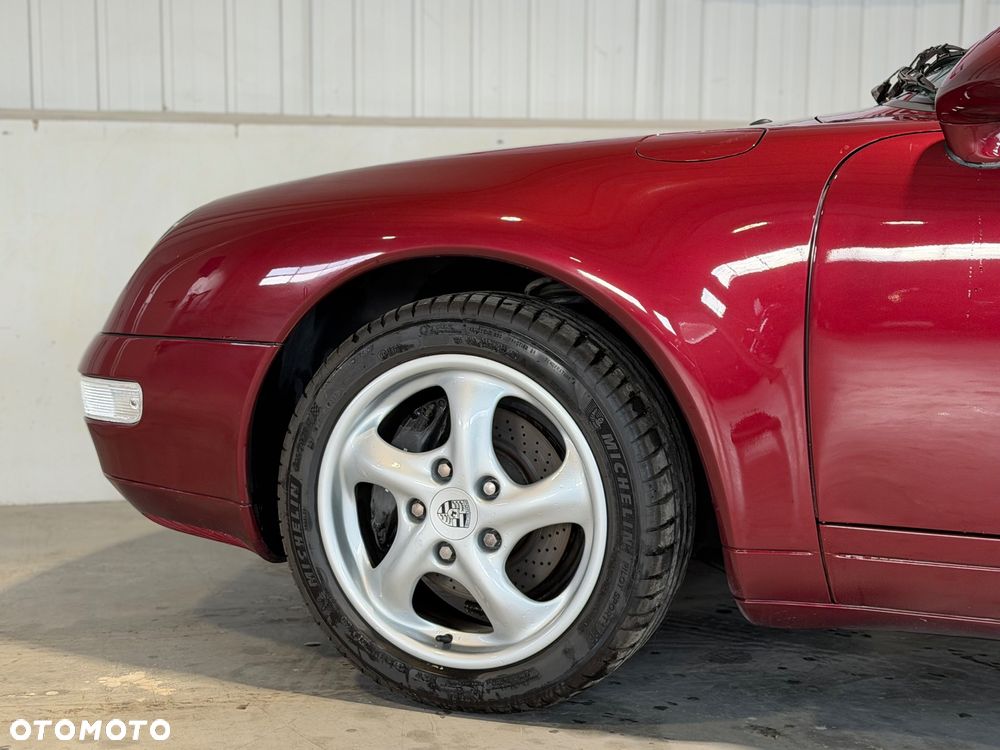 Porsche 911 Carrera - 7