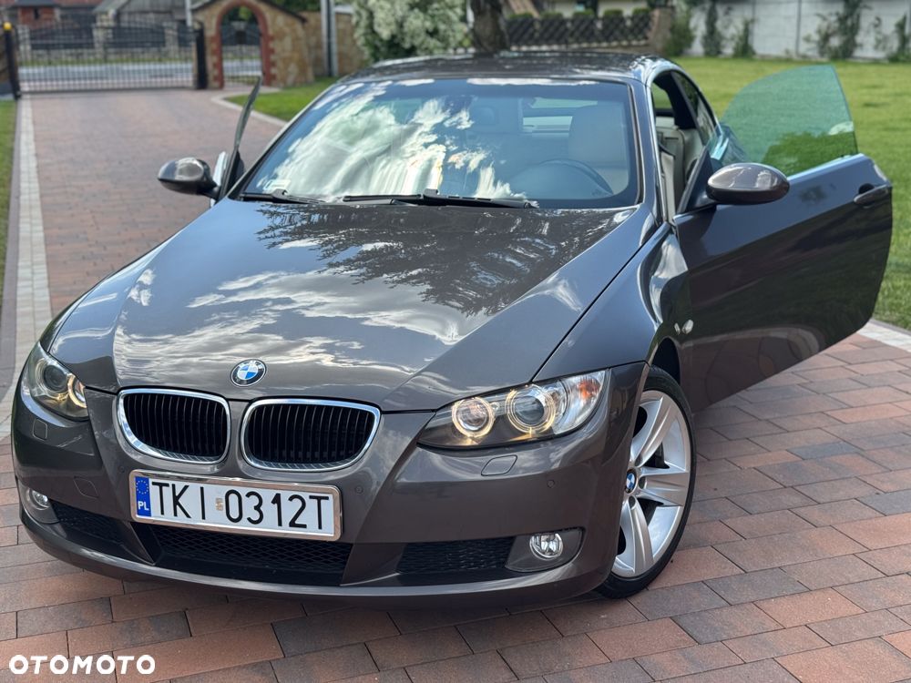 BMW Seria 3 320i Cabrio - 28