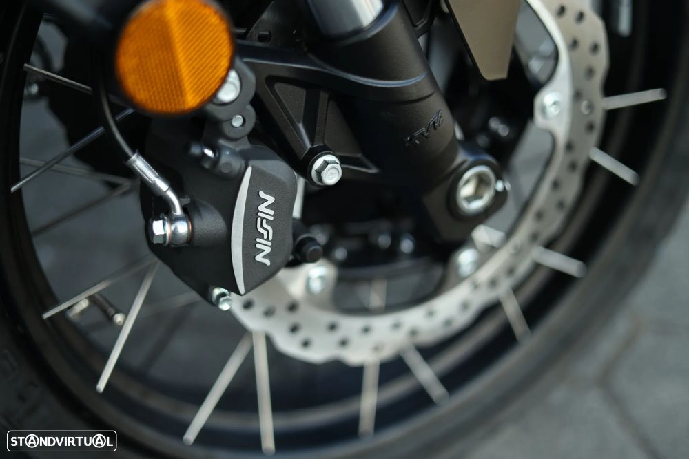 Voge 625 DSX Black Knight - 33