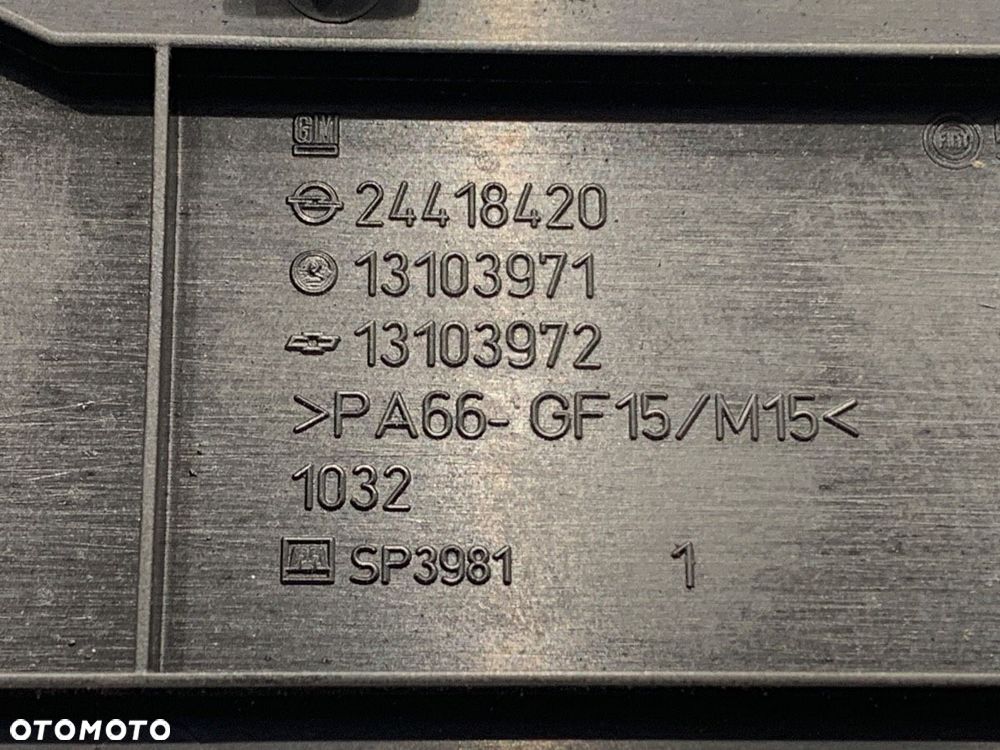 OSŁONA POKRYWA CEWKI - 129.00 PLN - OPEL ASTRA H Kombi (A04) 2004 - 2014 1.6 (L35) 77 kW [105 KM] - 3