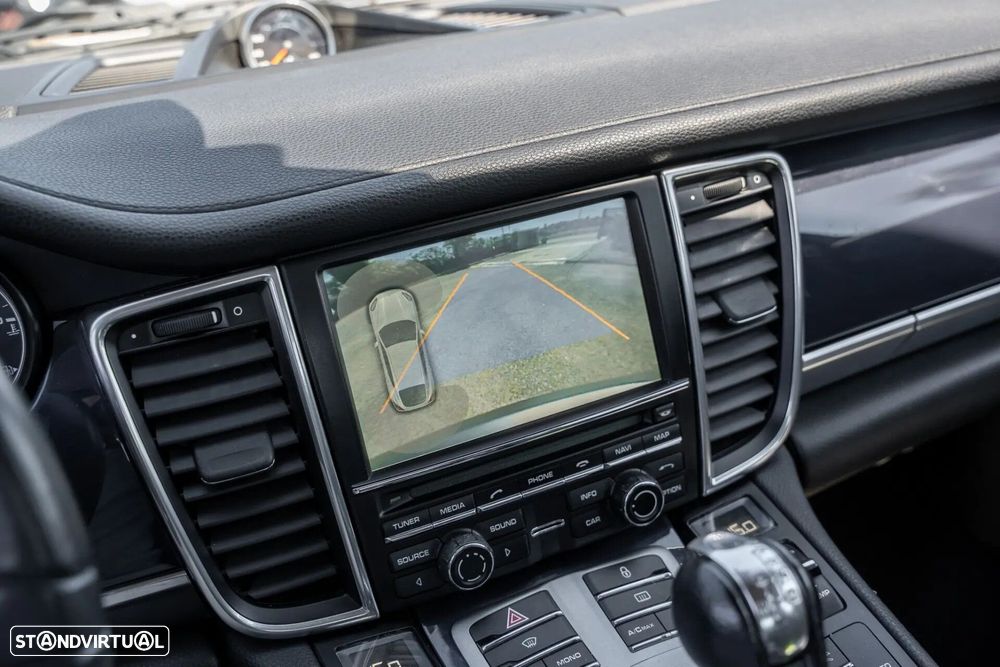 Porsche Panamera S Hybrid - 15