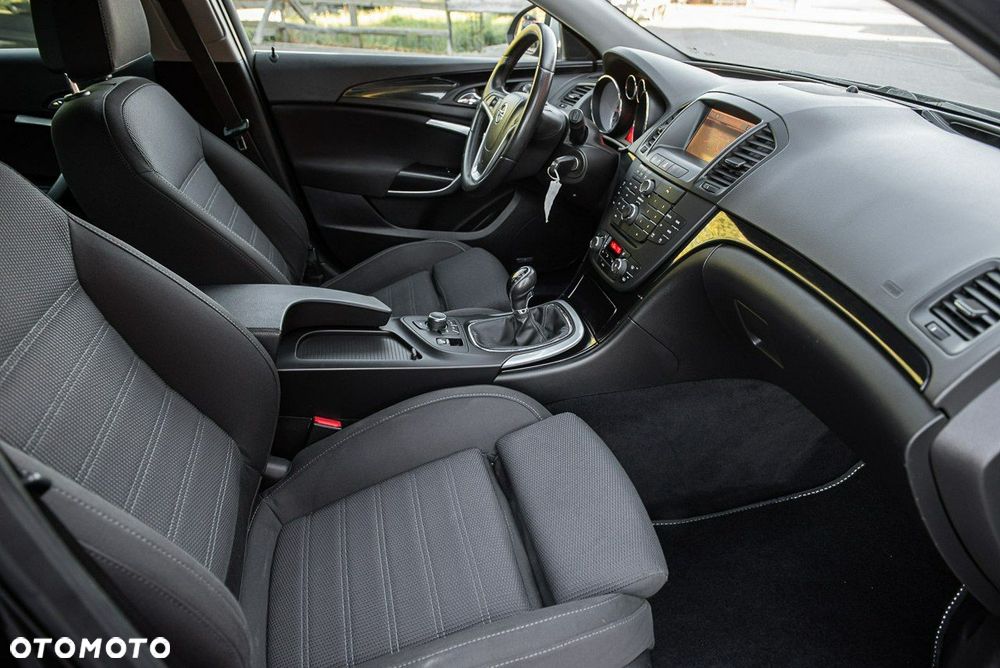 Opel Insignia 2.0 Turbo Cosmo - 9
