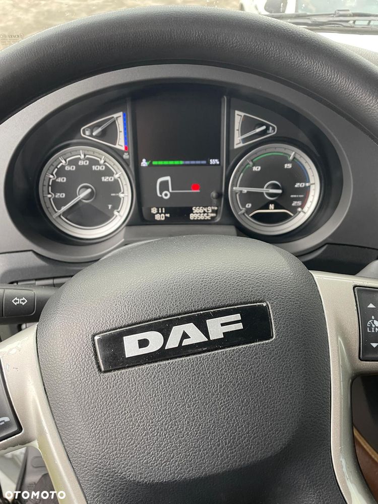 DAF XF - 11
