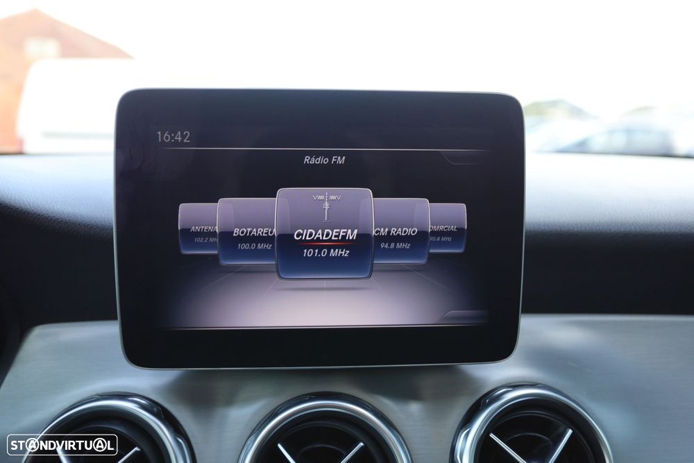 Mercedes-Benz GLA 180 d AMG Line Aut. - 13