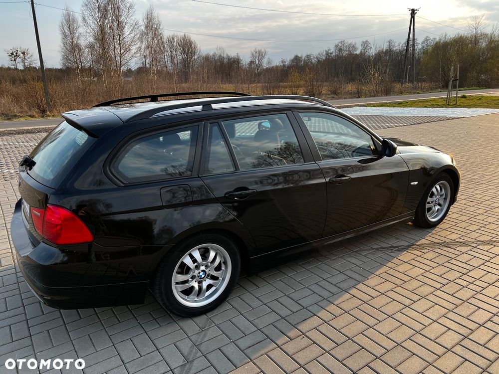 BMW Seria 3 318i Edition Sport - 7