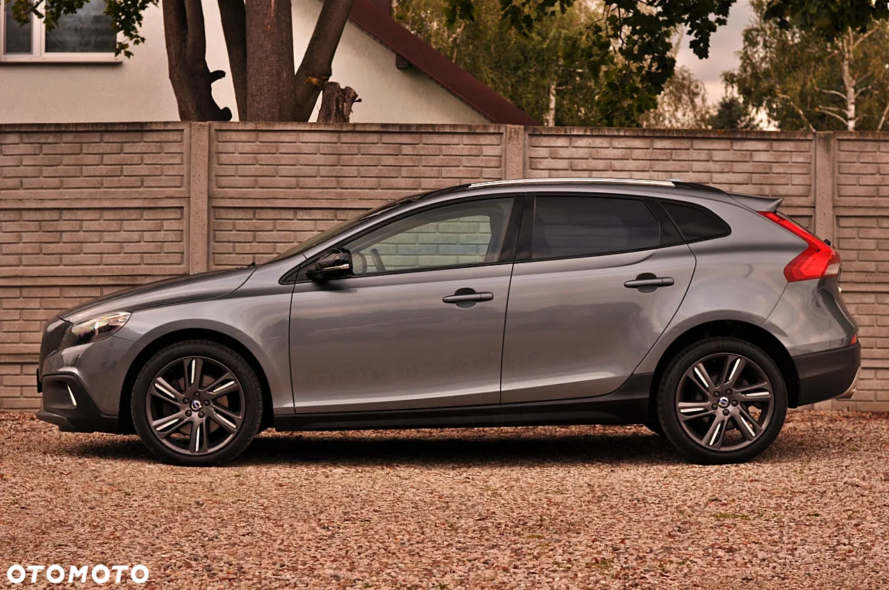 Volvo V40 Cross Country D3 Geartronic Momentum - 8