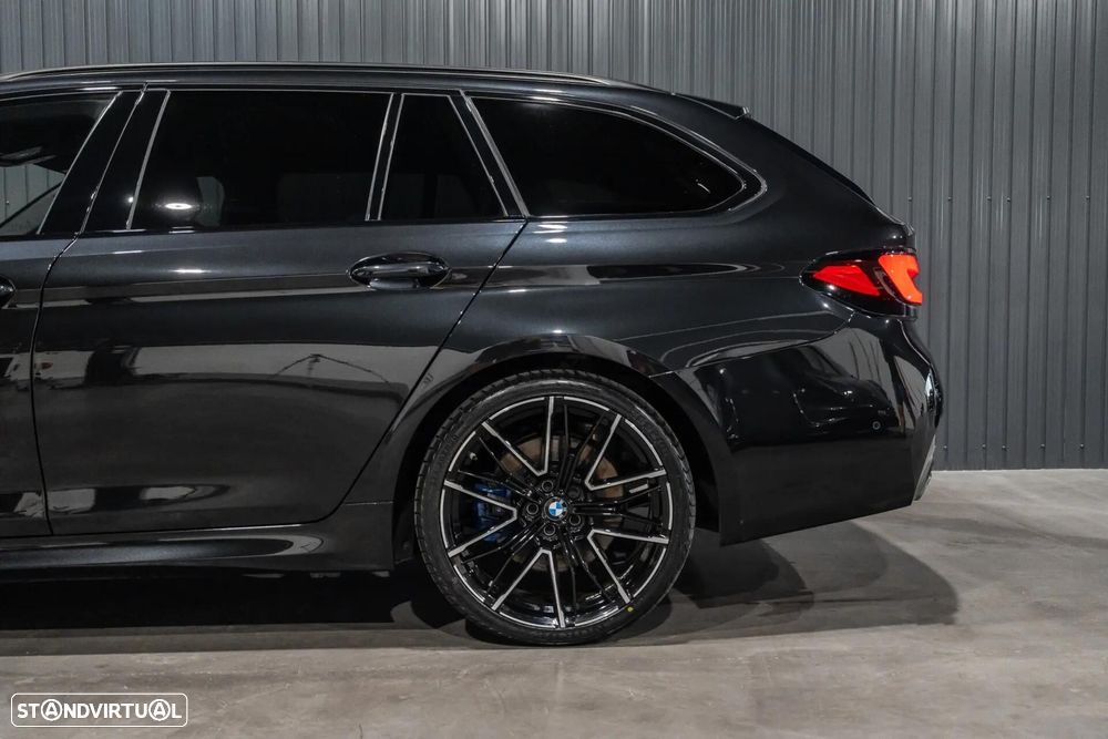 BMW 530 e Pack Desportivo M - 28