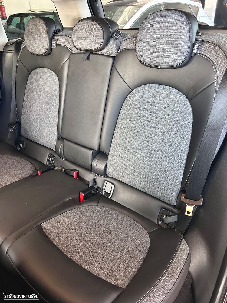MINI Countryman Cooper SE ALL4 Auto - 24