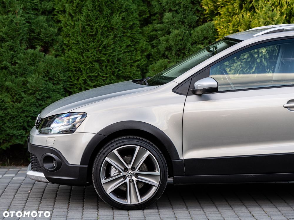 Volkswagen Polo 1.2 TSI Cross - 10