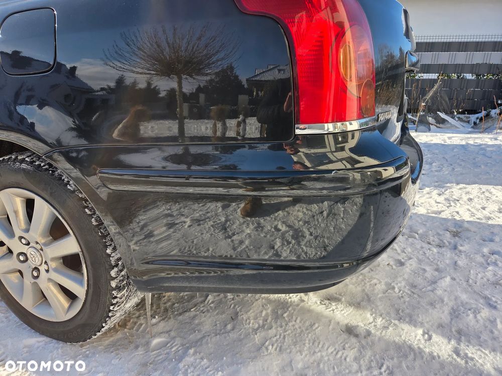 Toyota Avensis 2.2 D-4D Sol - 13