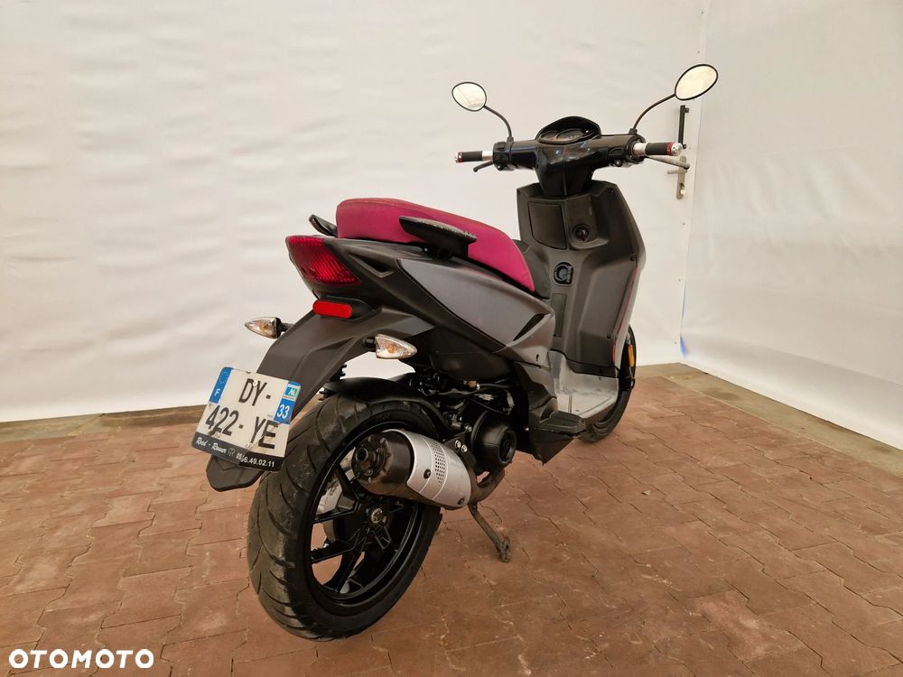 Aprilia SR - 10