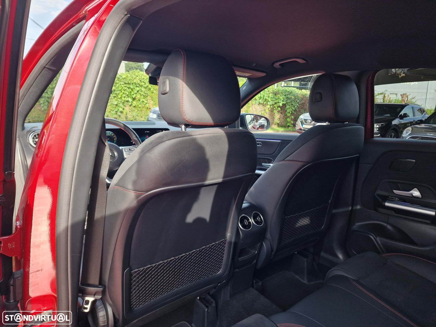 Mercedes-Benz GLA 250 e AMG Line - 17