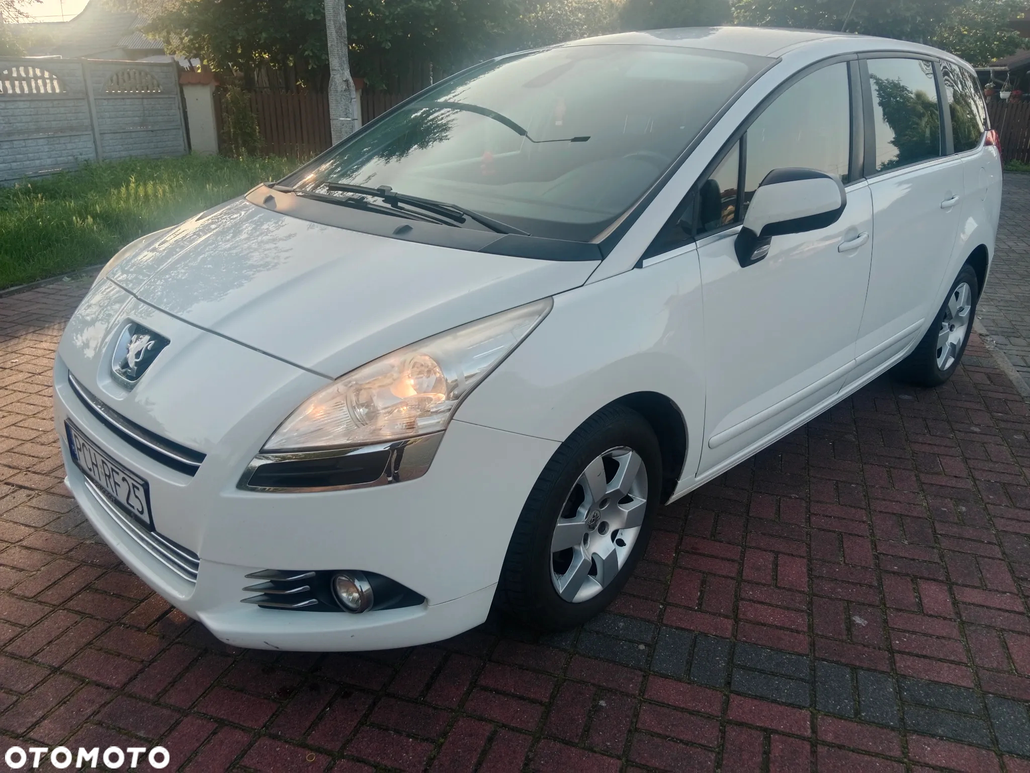 Peugeot 5008 1.6 e-HDi Active S&S - 15