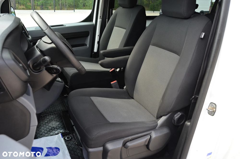 Opel Vivaro Kombi Long 2,8t Enjoy - 28