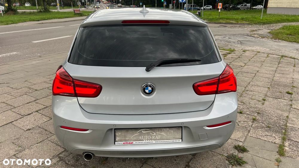 BMW Seria 1 116i Sport Line - 7