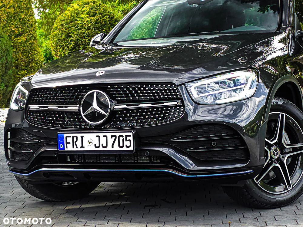 Mercedes-Benz GLC 350 e 4Matic 7G-TRONIC AMG Line - 7