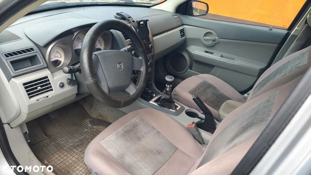 Dodge Avenger 2.0 CRD SE - 11