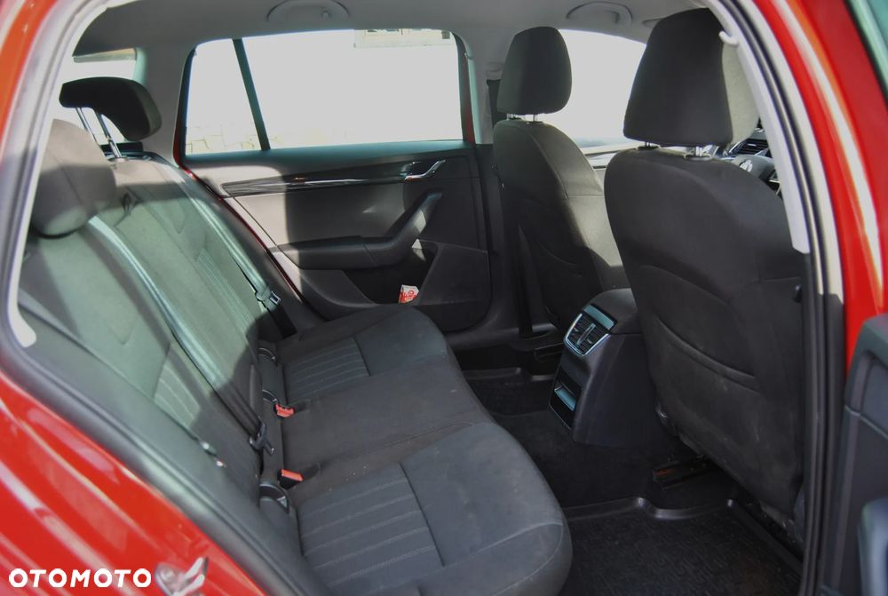 Skoda Octavia 1.5 TSI ACT Style - 8