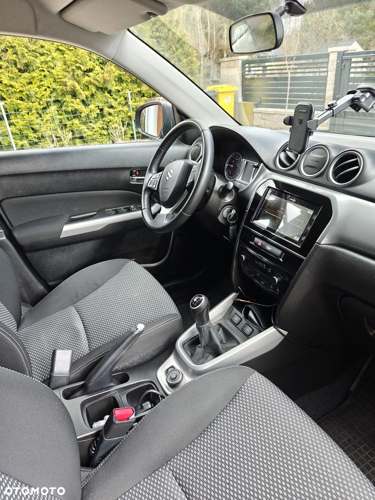 Suzuki Vitara 1.6 Comfort 4WD - 9