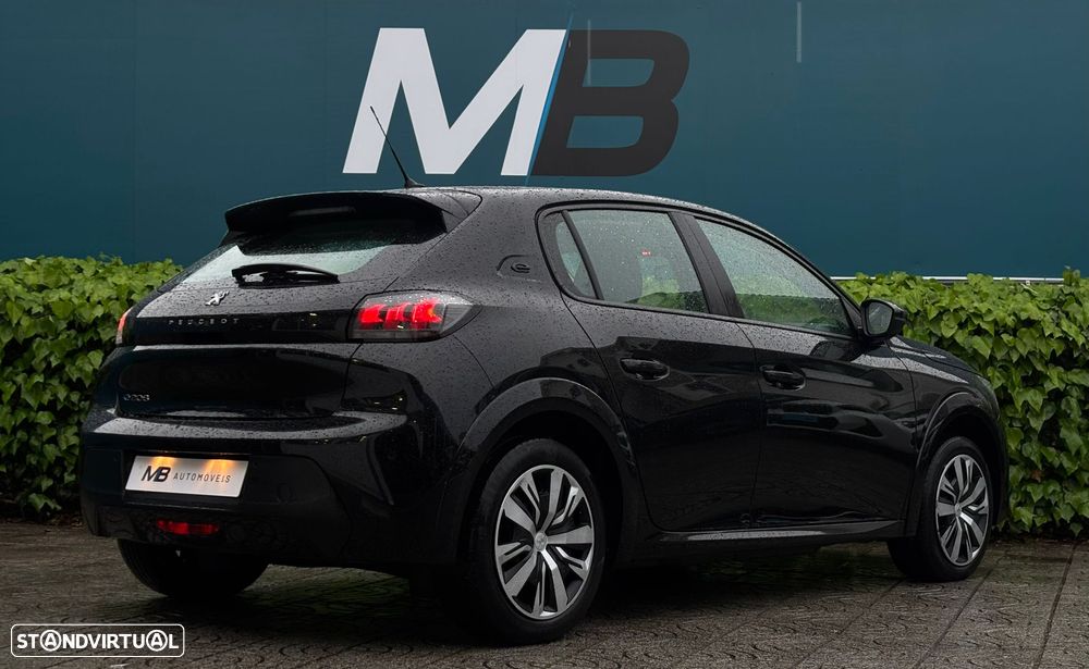 Peugeot e-208 Active - 29