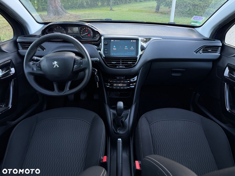Peugeot 208 PureTech 82 Urban Move - 6