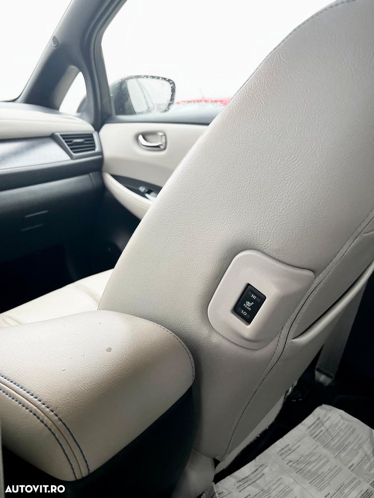 Nissan LEAF 40 kWh Tekna - 16