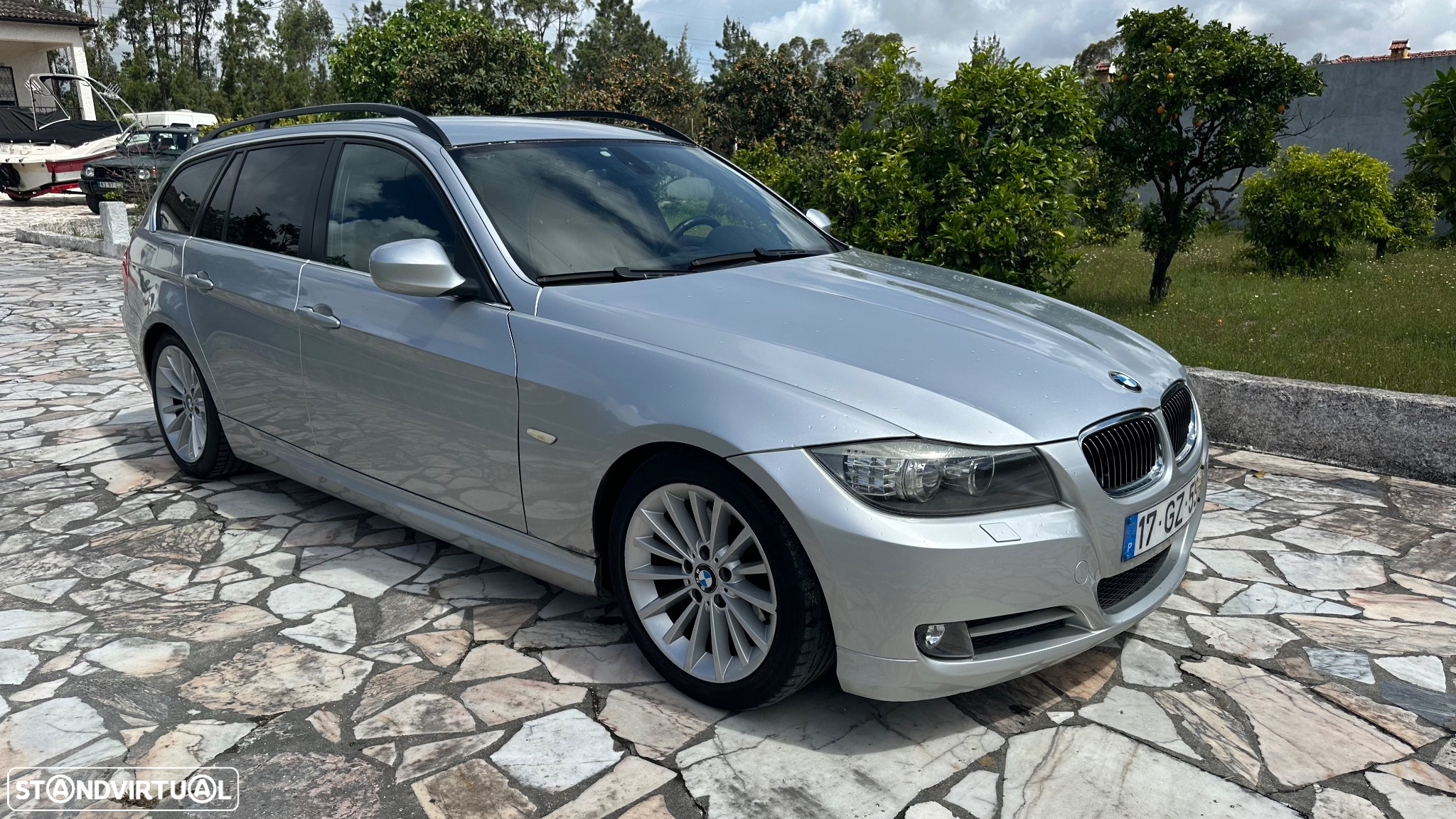 BMW 318 d Touring Auto - 8