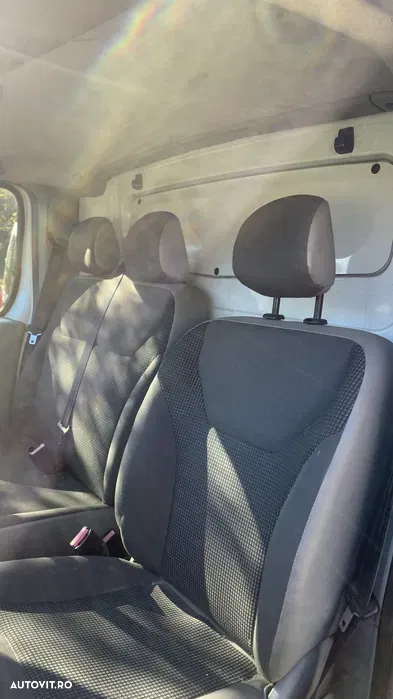 Opel Vivaro - 5