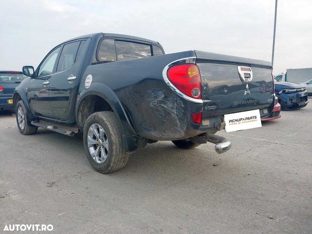 Dezmembrez Mitsubishi L200 2.5 Diesel 2012 - 6