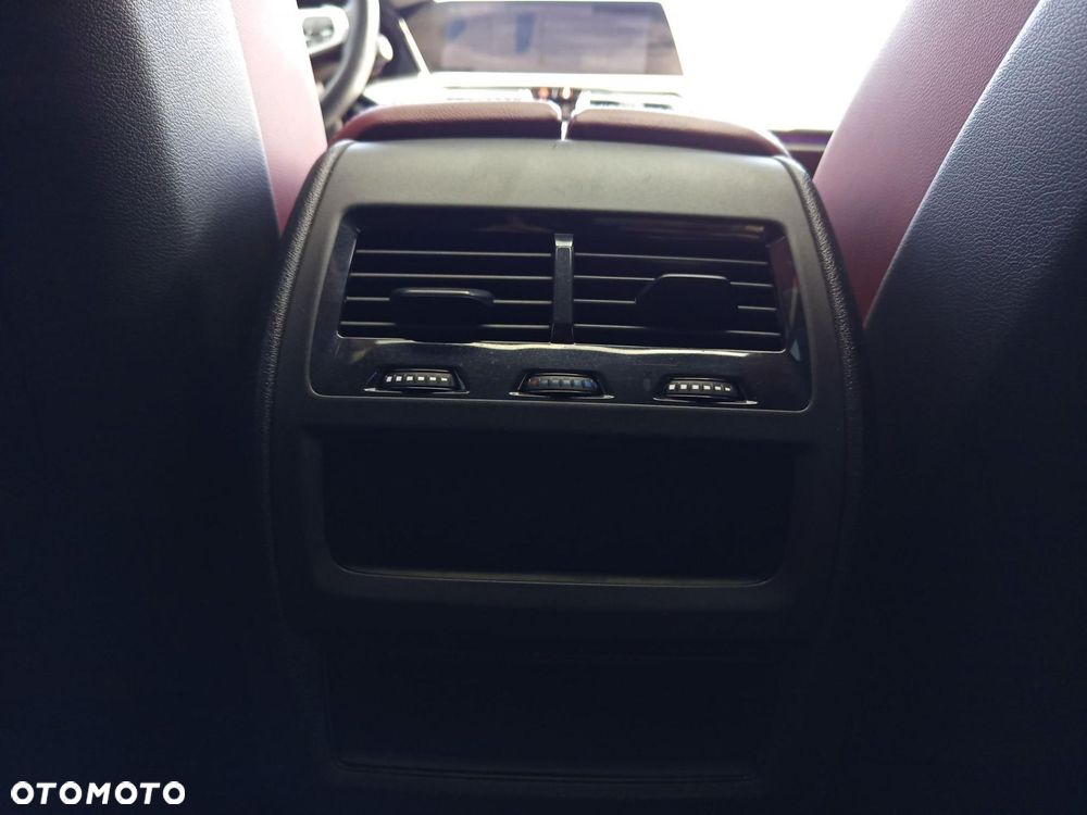 BMW X6 - 20