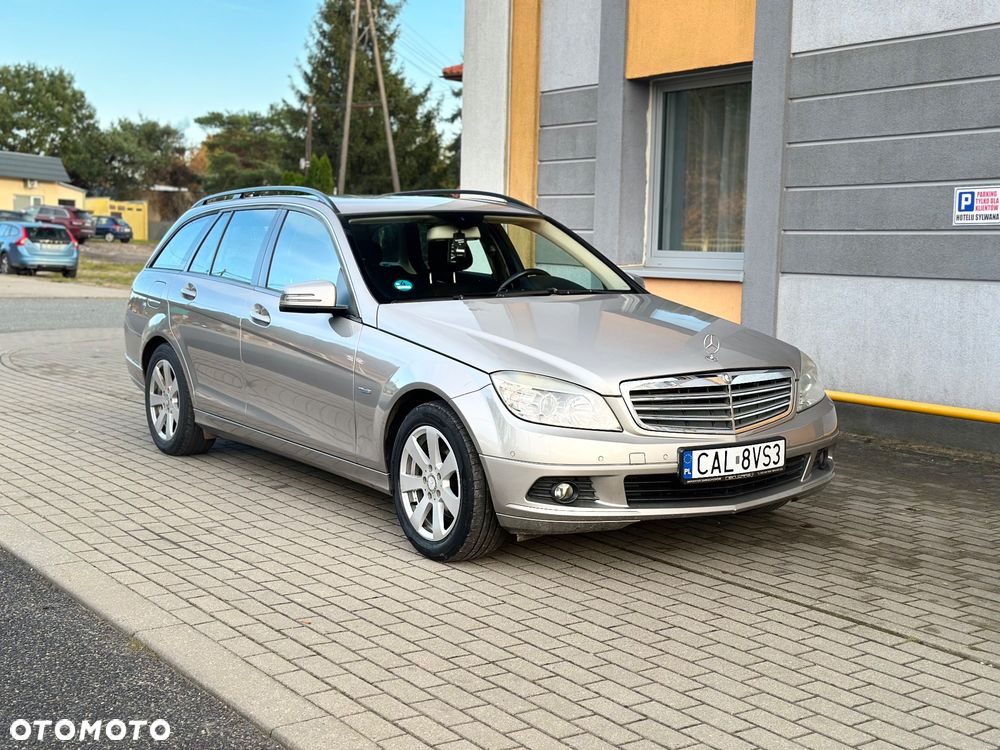 Mercedes-Benz C-Class 2009 photo 3