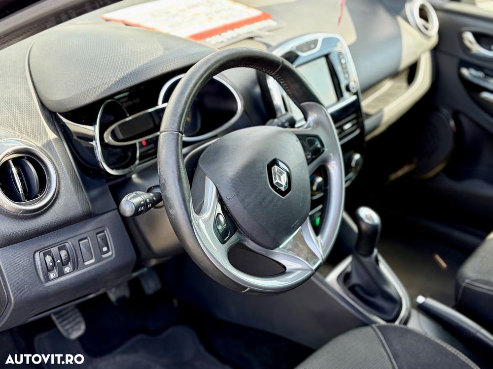 Renault Clio - 13