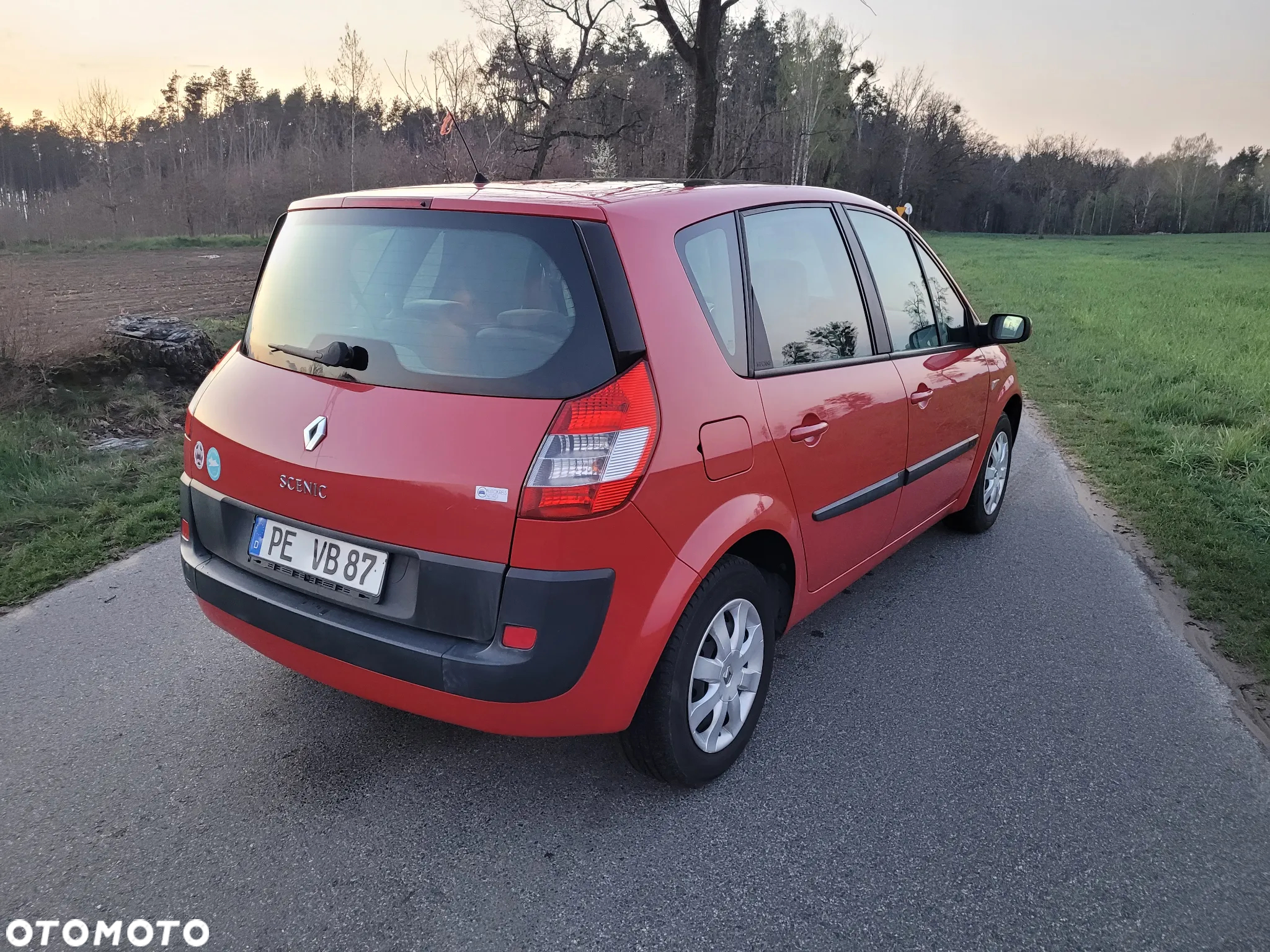 Renault Scenic 1.6 16V Authentique Avantage - 3