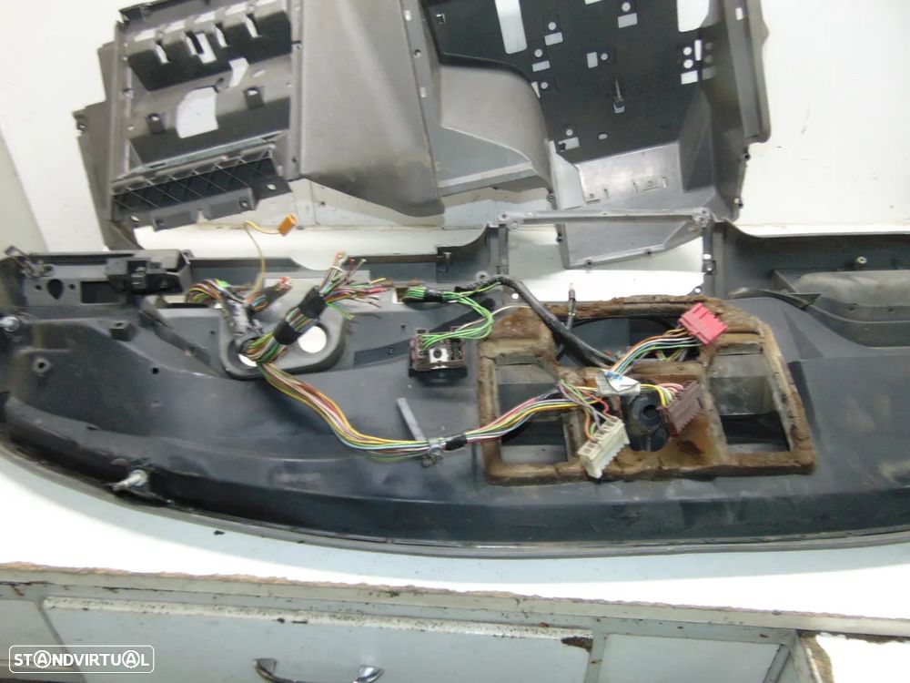 Peugeot 205 tablier - 7