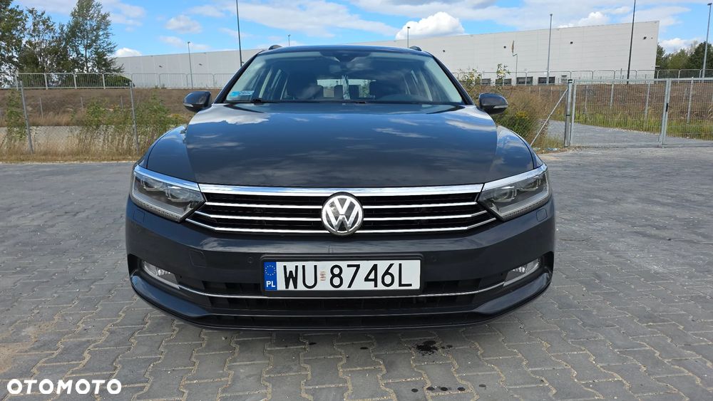 Volkswagen Passat 2.0 TDI SCR Comfortline DSG - 2