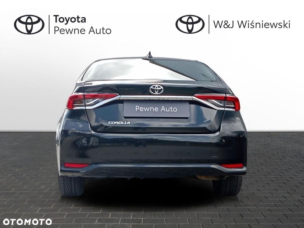 Toyota Corolla - 5