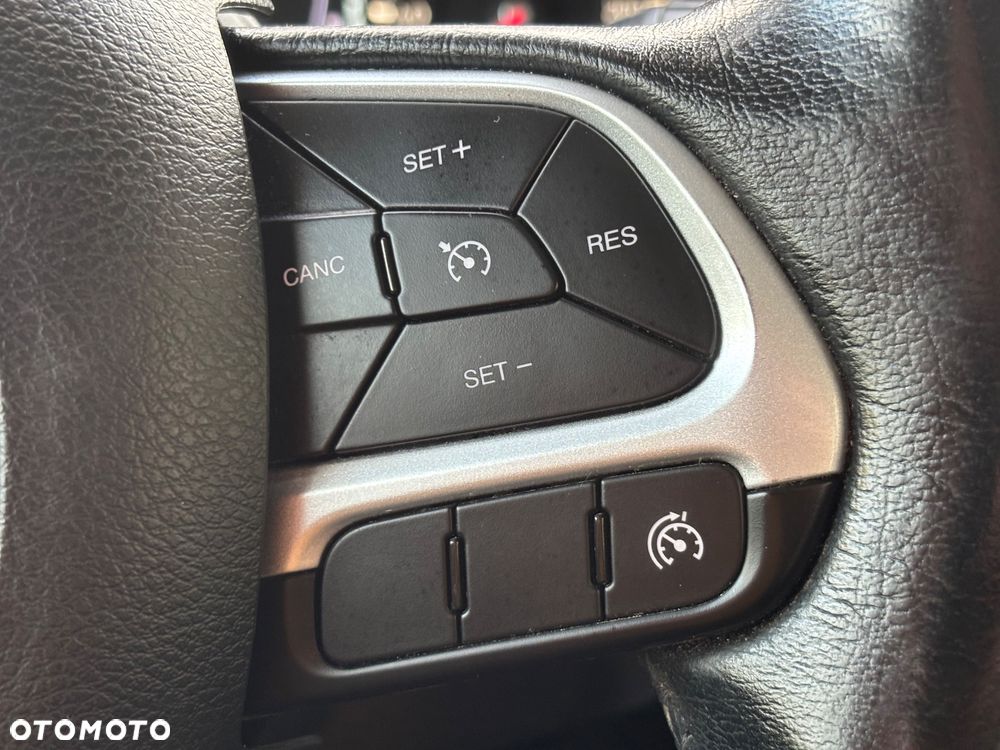 Jeep Renegade 1.4 MultiAir Longitude - 16