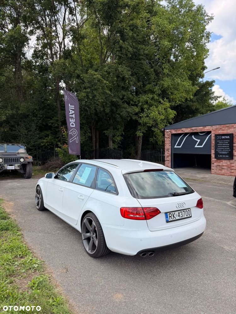 Audi A4 Avant 2.0 TDI - 5