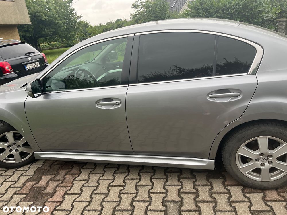 Subaru Legacy - 2