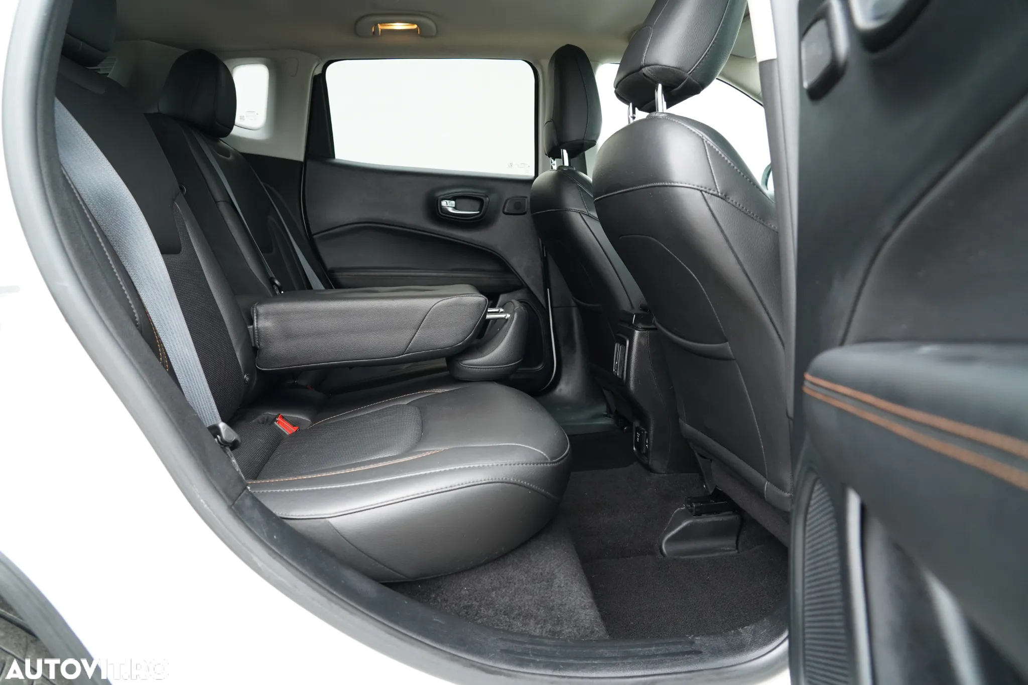 Jeep Compass 2.0 M-Jet 4x4 AT Limited - 18