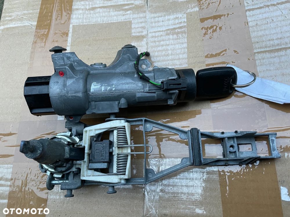 SKODA Fabia II STACYJKA WKŁADKA ZAMEK KLUCZYK - 2