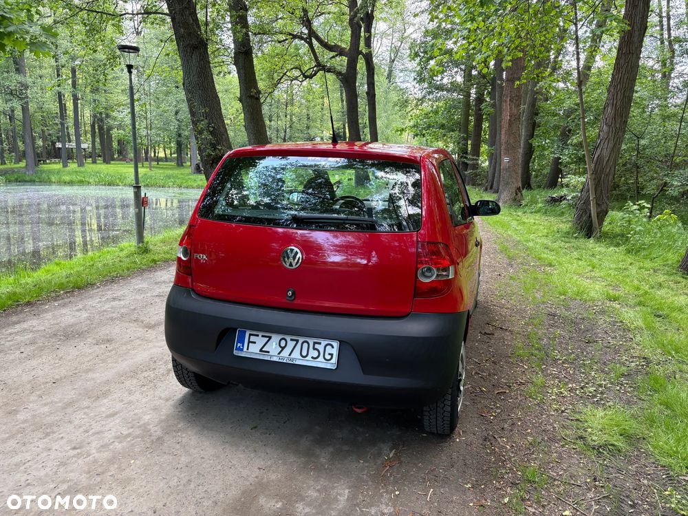 Volkswagen Fox - 4