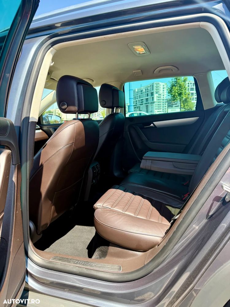 Volkswagen Passat 2.0 TDI Blue TDI DSG Comfortline - 17
