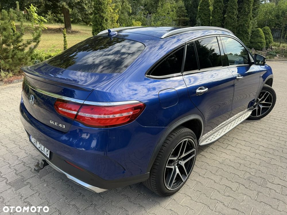 Mercedes-Benz GLE - 37