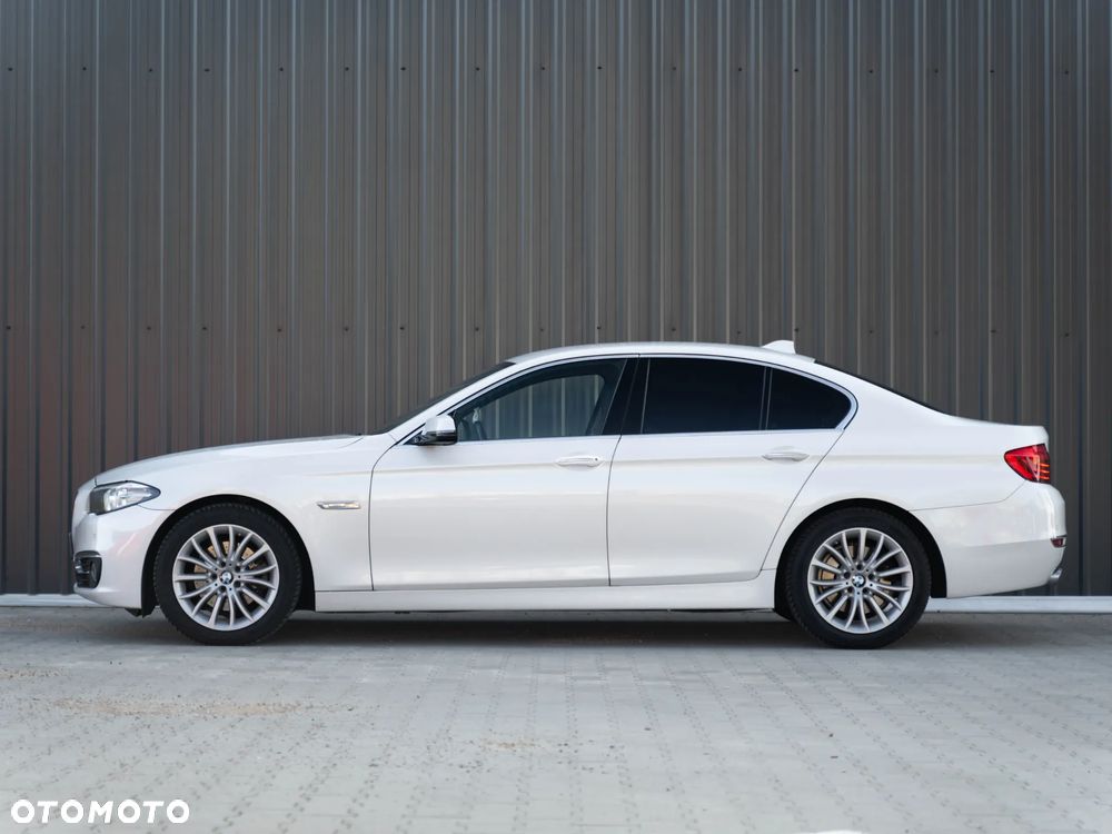 BMW Seria 5 520d xDrive Luxury Line - 8