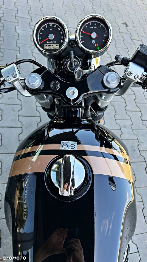 Royal Enfield Continental - 22